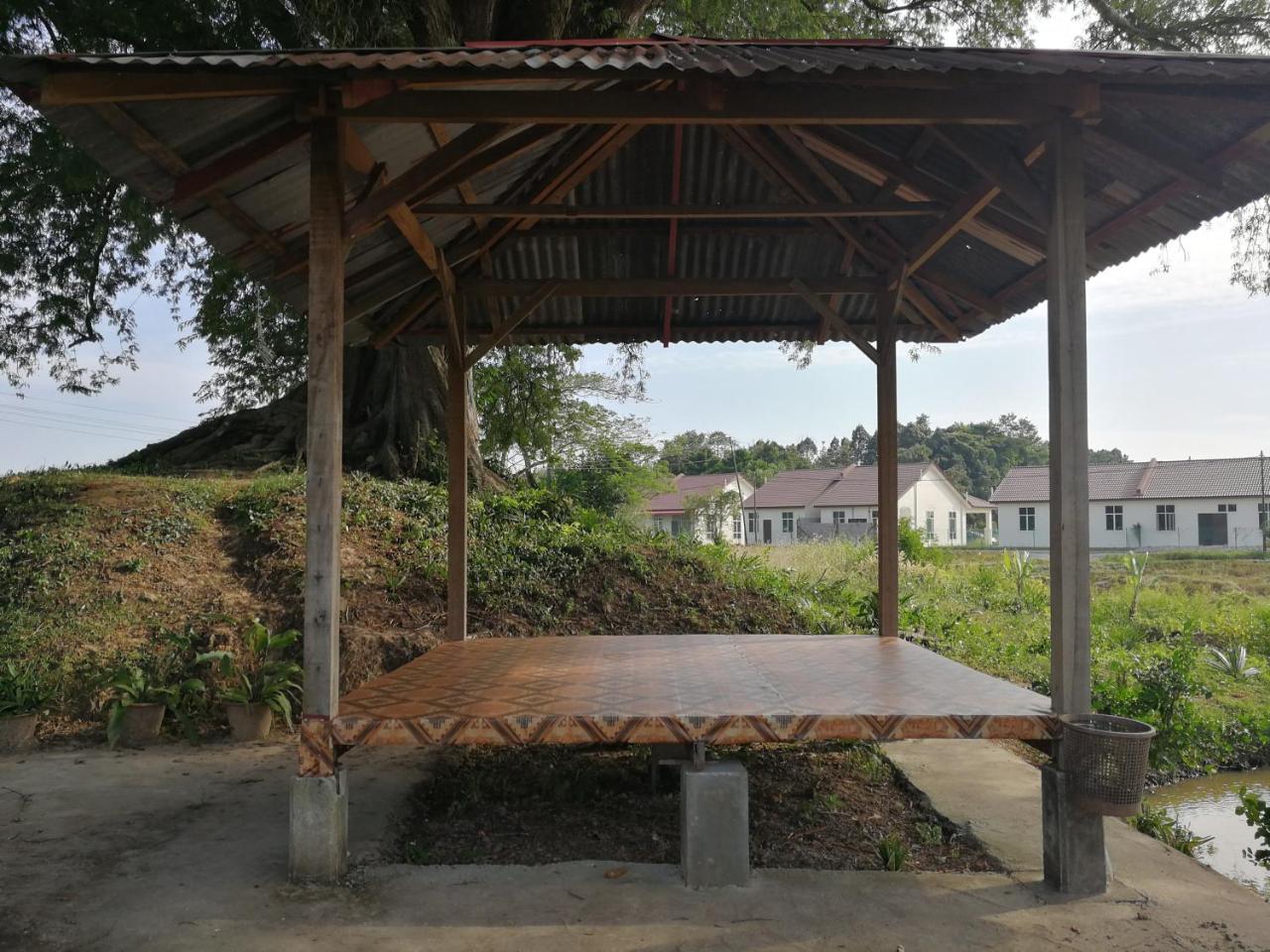 Chalet Desa Halban Kangar Eksteriør bilde